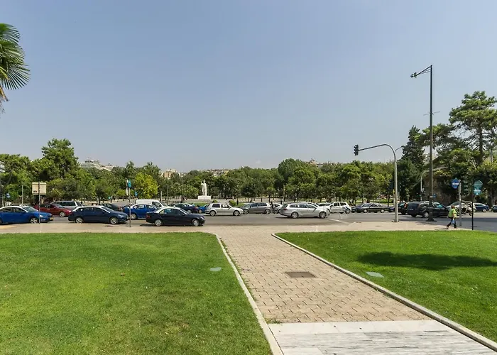 C.4 Red Rose #colony_central_apartment * سالونيك